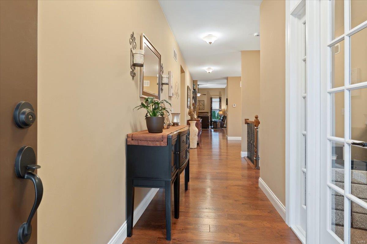 32 Hillside Manor Court