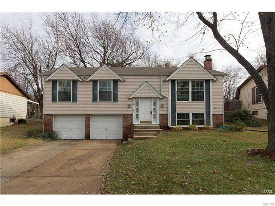 Three bedroom two bath split level home.  Great room with vaulted ceiling and laminate floor, separate dining room, kitchen with pantry and sliding glass door out to patio.  All three bedrooms are located on the upper level.  Lower level includes family room with wood burning fireplace, laundry area, and the tuck under two care garage which is approximately 24 feet deep.  Bathrooms have been updated and the carpeting in the house is newer. Close proximity to highways,  parks, schools, and the Spencer library.
Owner would consider a small dog under the right scenario.  Only credit scores over 625 will be considered.