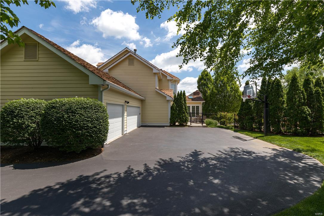 Brook Hill Estates One - Residential