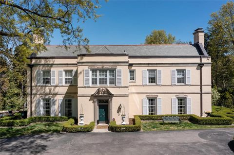 Photo of 3 Edgewood Road, St Louis, MO 63124 (MLS # 23009527)
