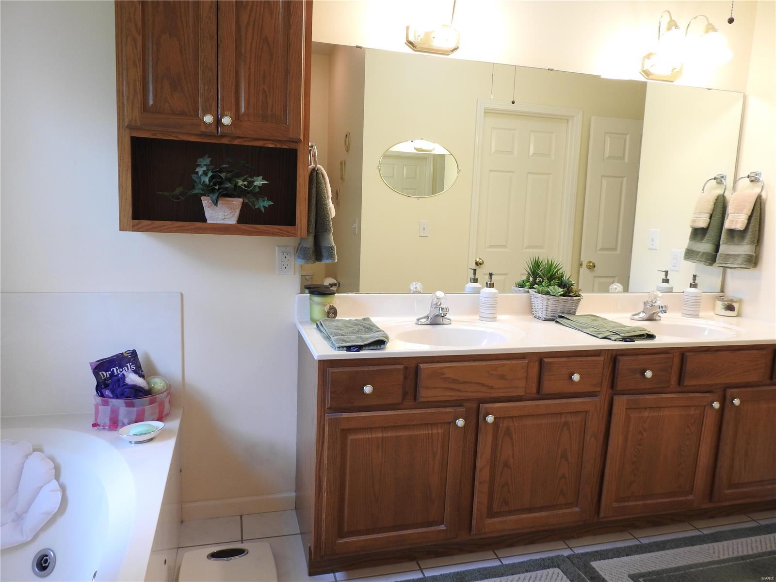 EMERALD HILLS PLAT NO. 2 - Residential