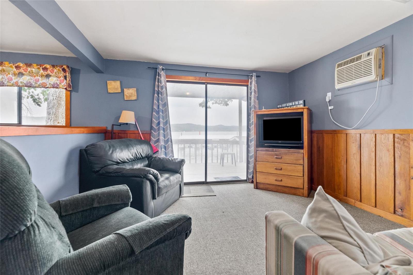 Blue Haven - Commercial Sale