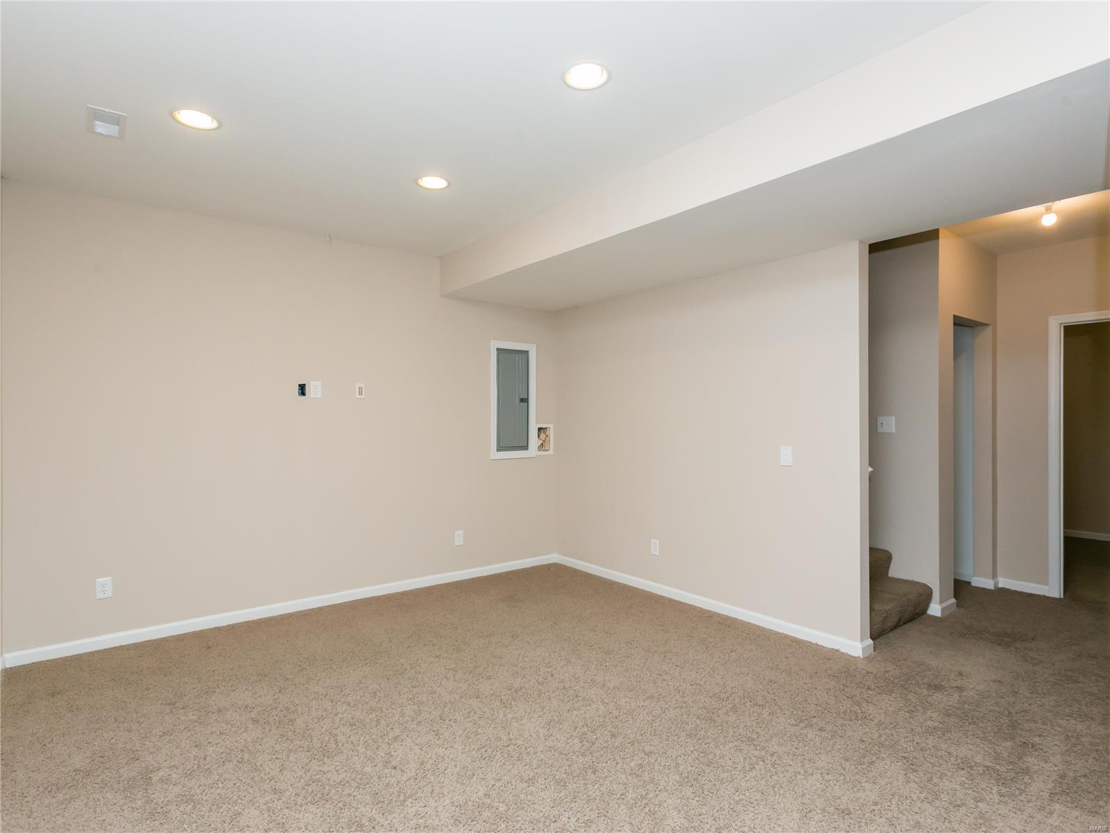 Hyland Green #6 - Residential Lease