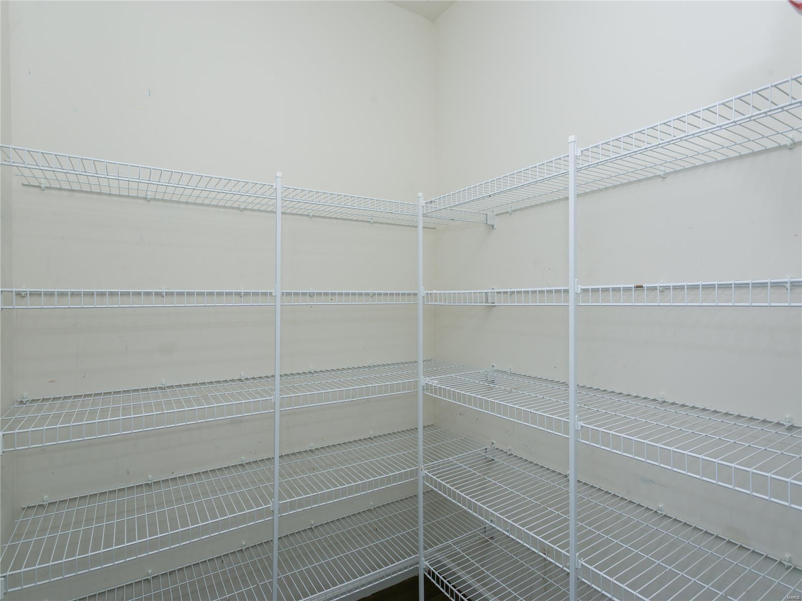 Hyland Green #6 - Residential Lease