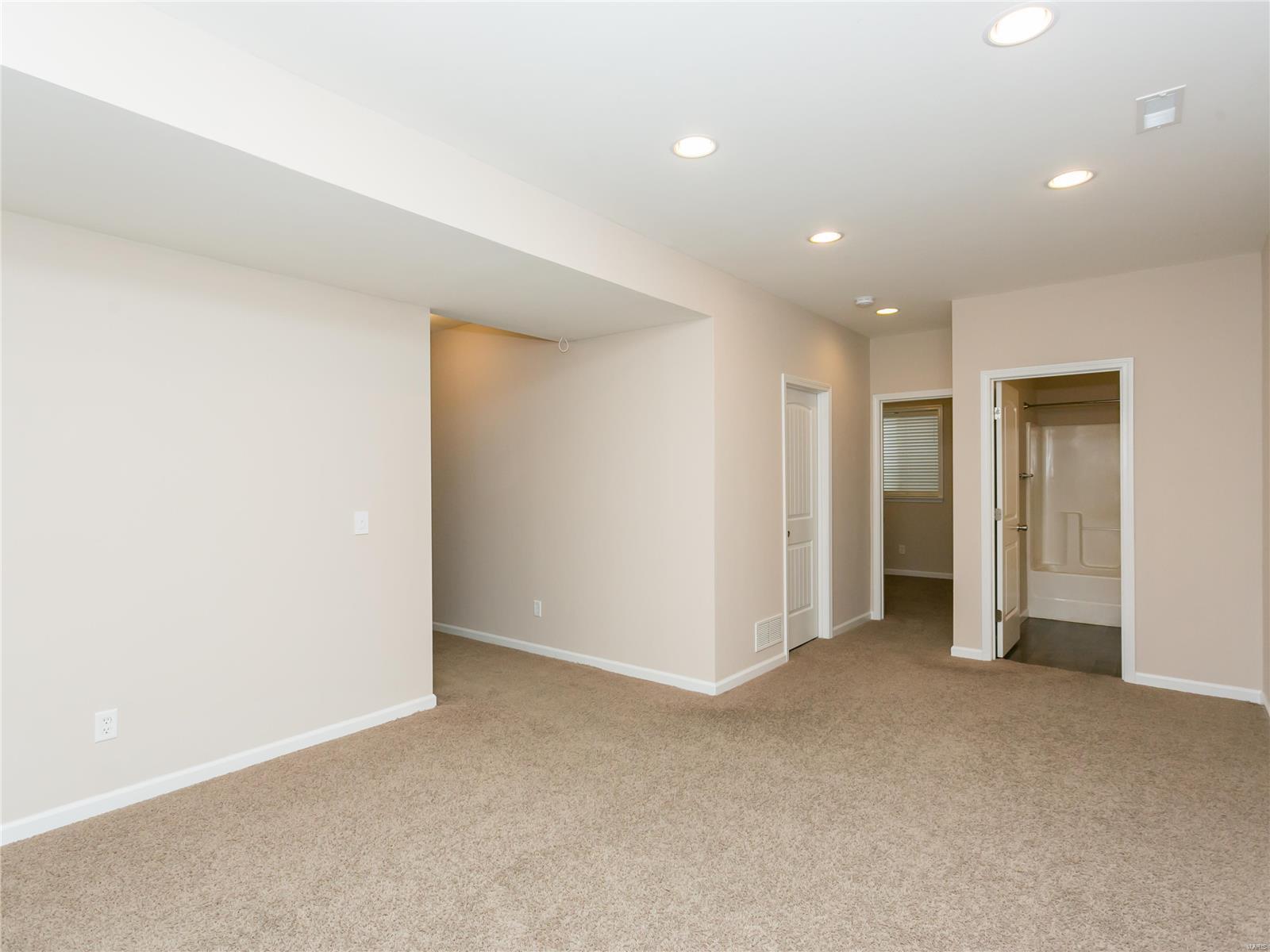 Hyland Green #6 - Residential Lease