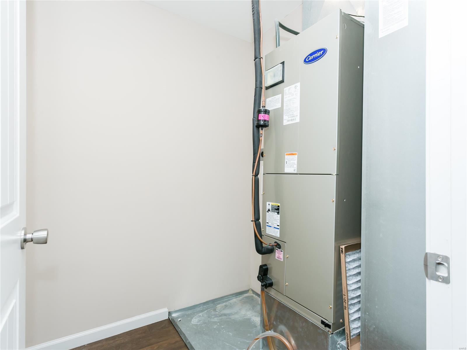 Hyland Green #6 - Residential Lease