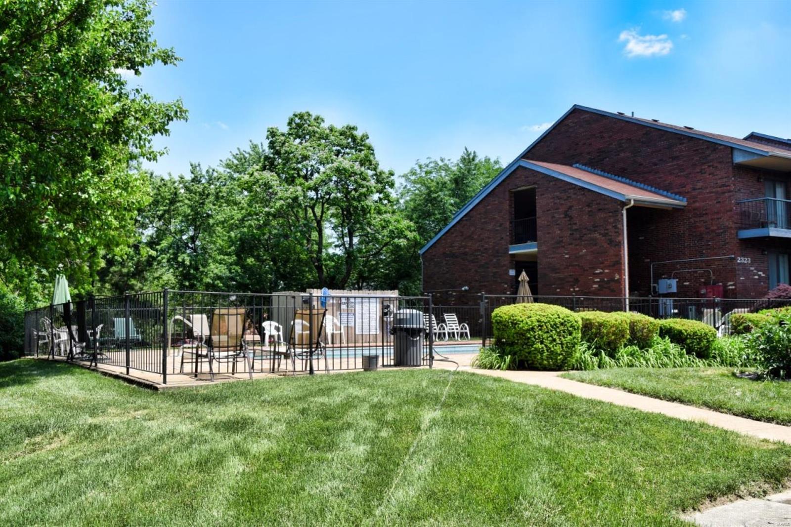 Warson Ridge Condo 1 Amd - Residential