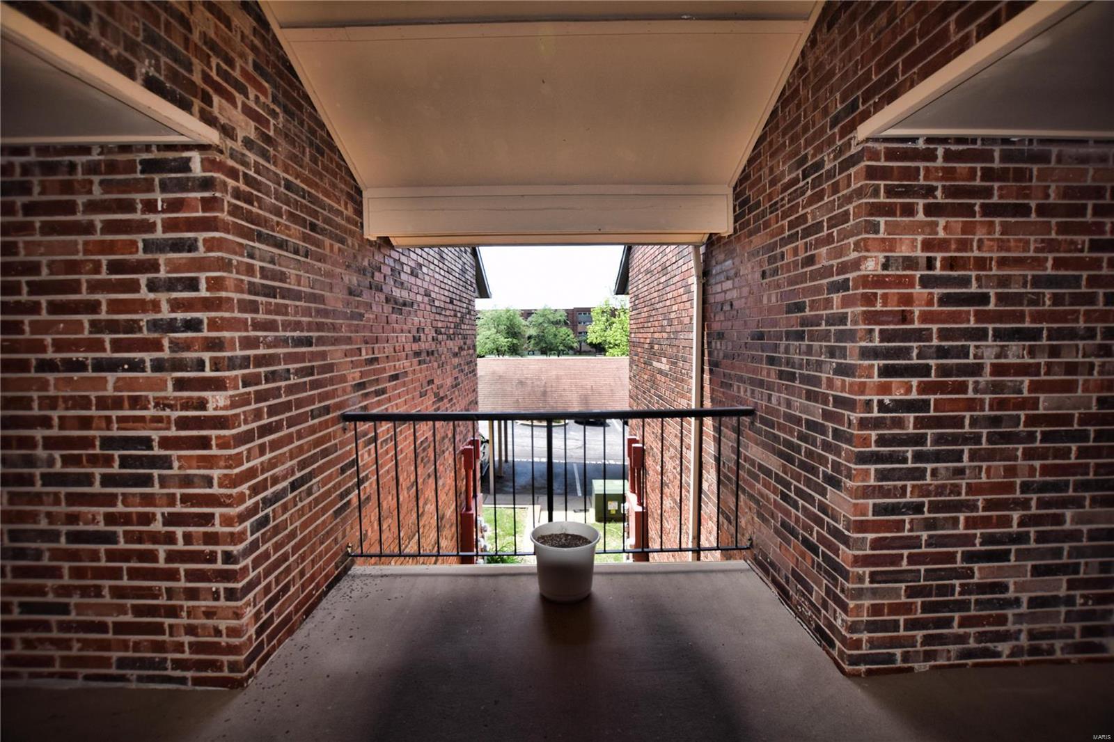 Warson Ridge Condo 1 Amd - Residential