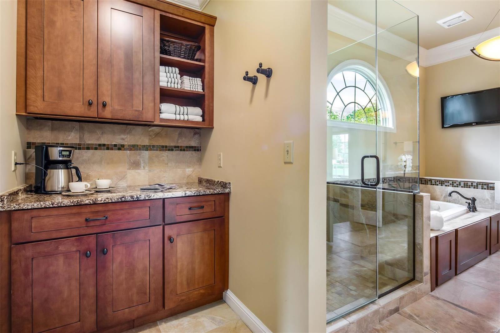 Bellerive Spgs - Residential