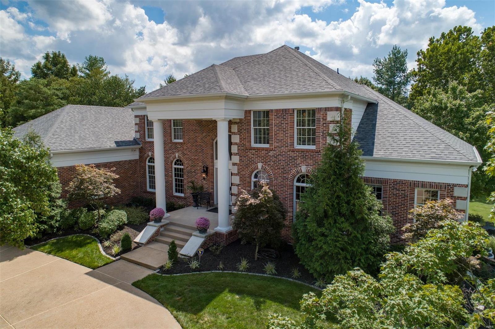 Bellerive Spgs - Residential