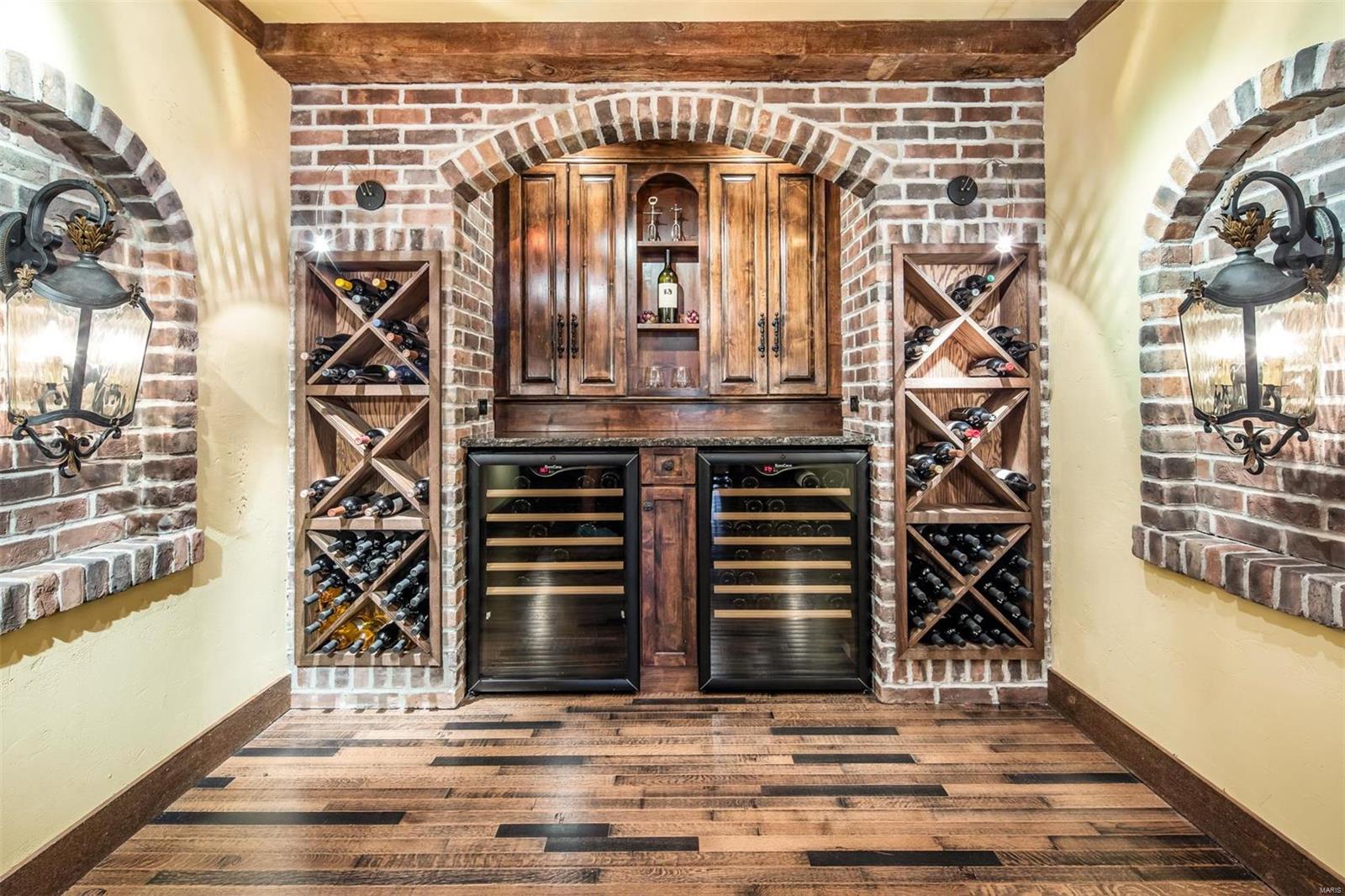 Bellerive Spgs - Residential