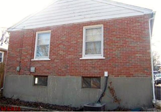 Eleanor Park 2 - Residential Lease