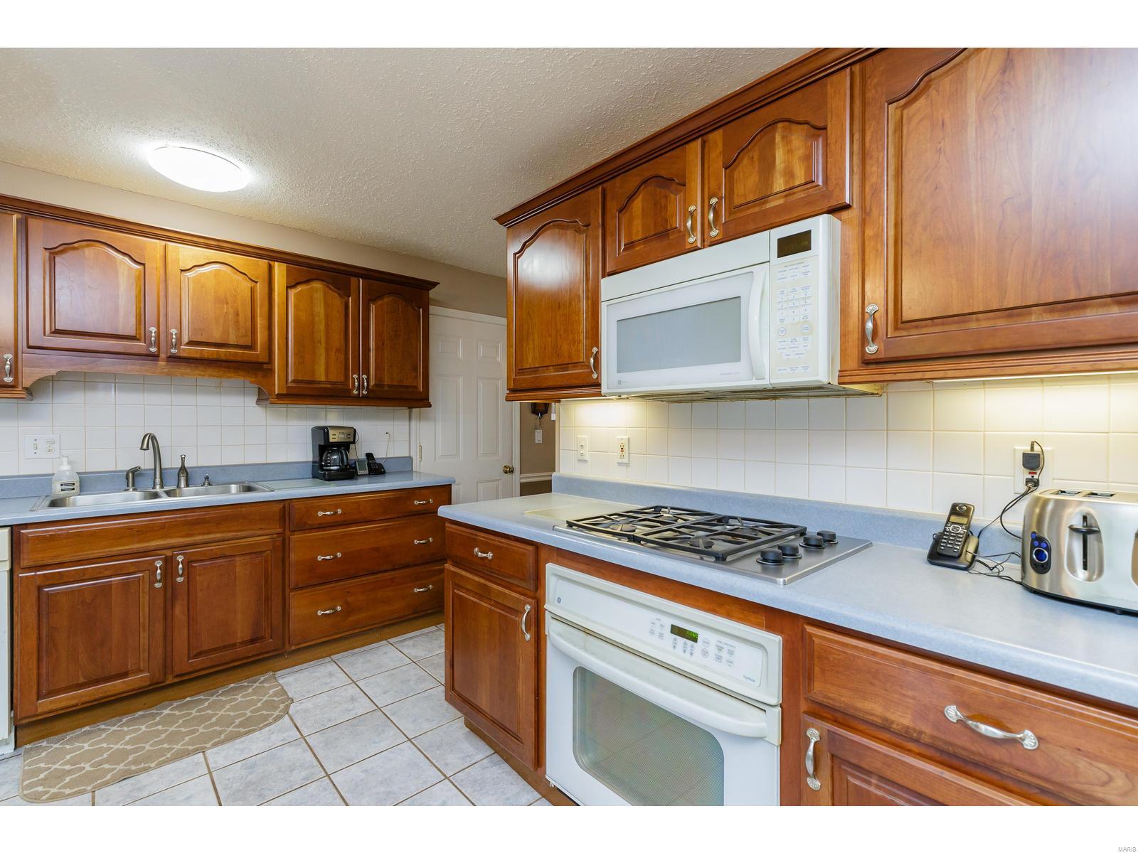 Country Lane Woods First Add - Residential