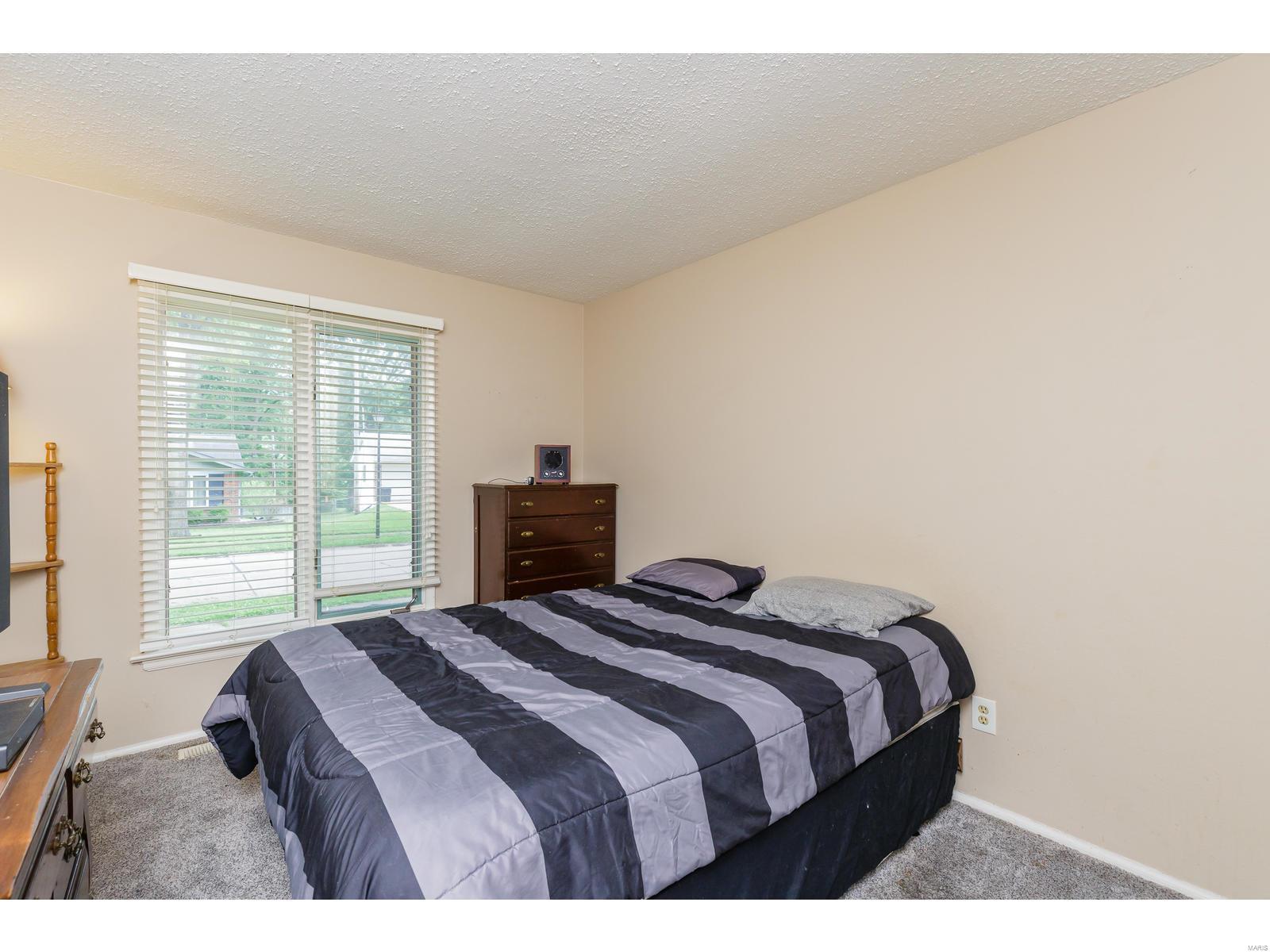 Country Lane Woods First Add - Residential