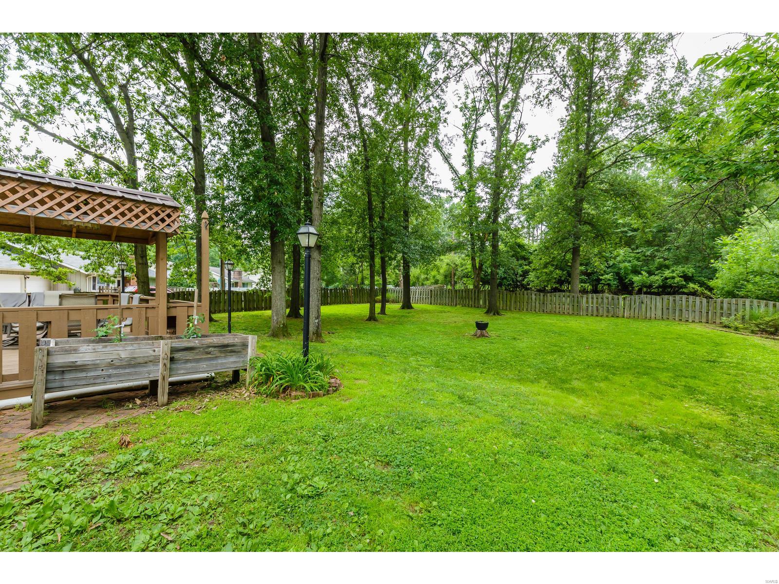 Country Lane Woods First Add - Residential