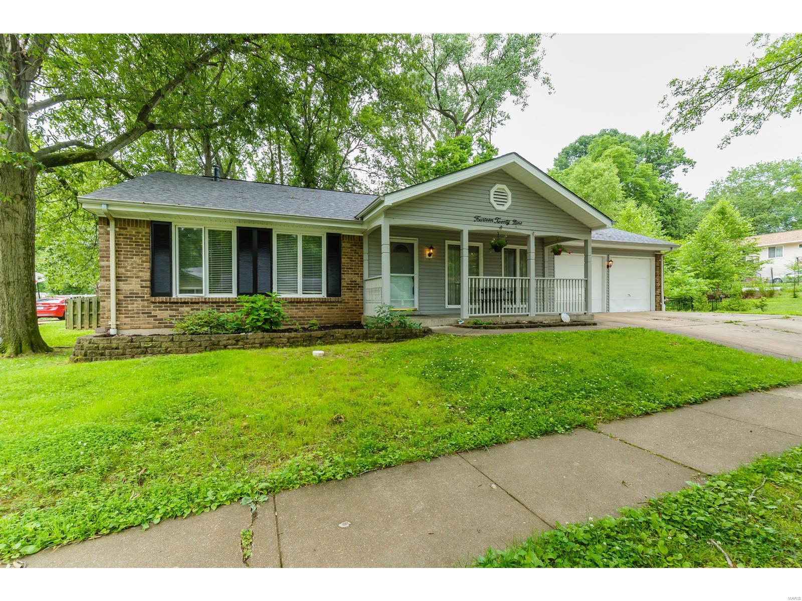 Country Lane Woods First Add - Residential