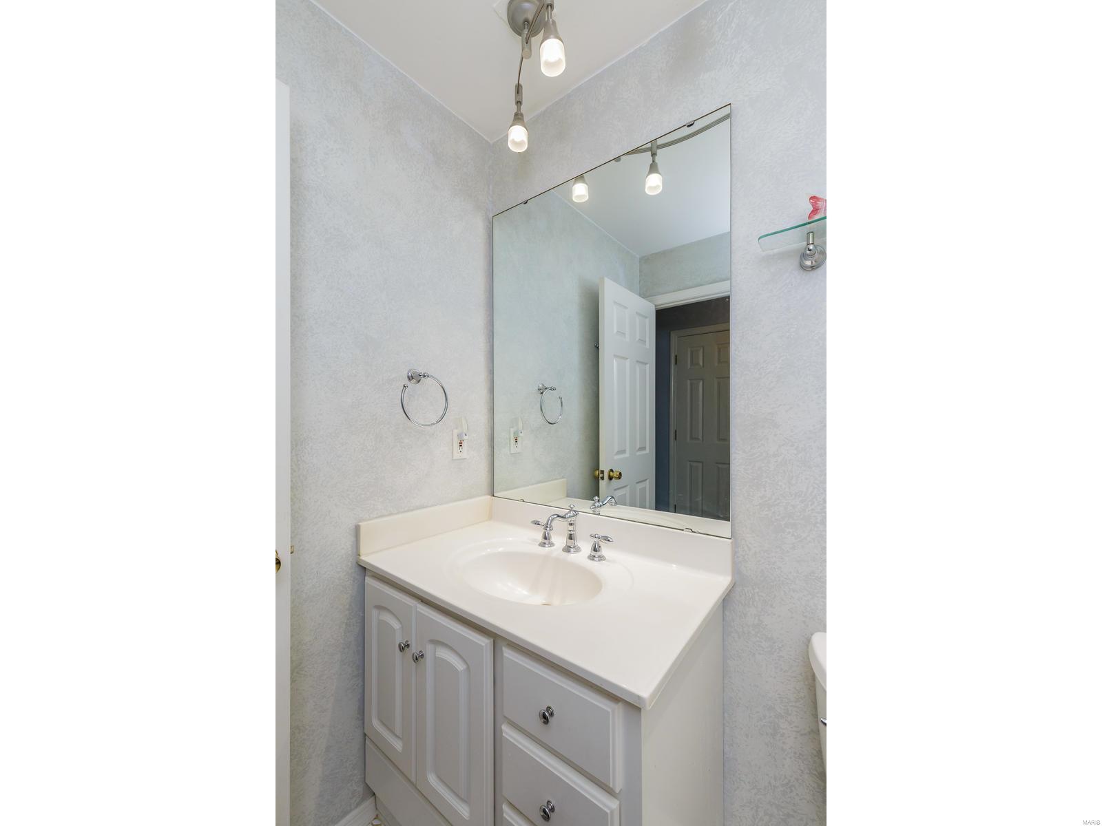 Country Lane Woods First Add - Residential