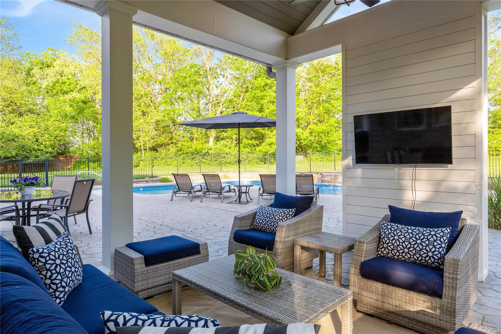 Whitmoor Country Club #102 - Residential