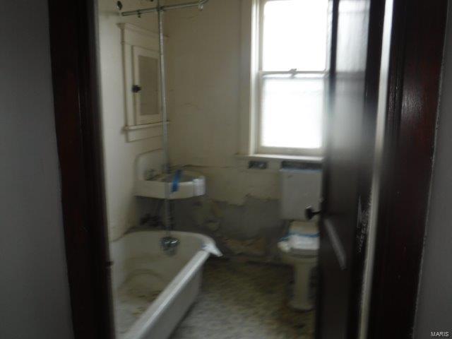 St Louis Commons Add - Residential Income