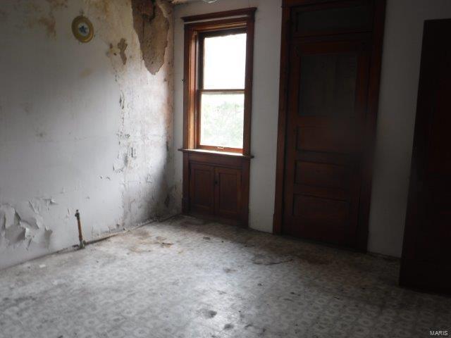 St Louis Commons Add - Residential Income