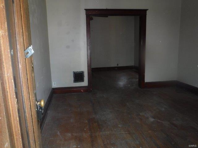 St Louis Commons Add - Residential Income