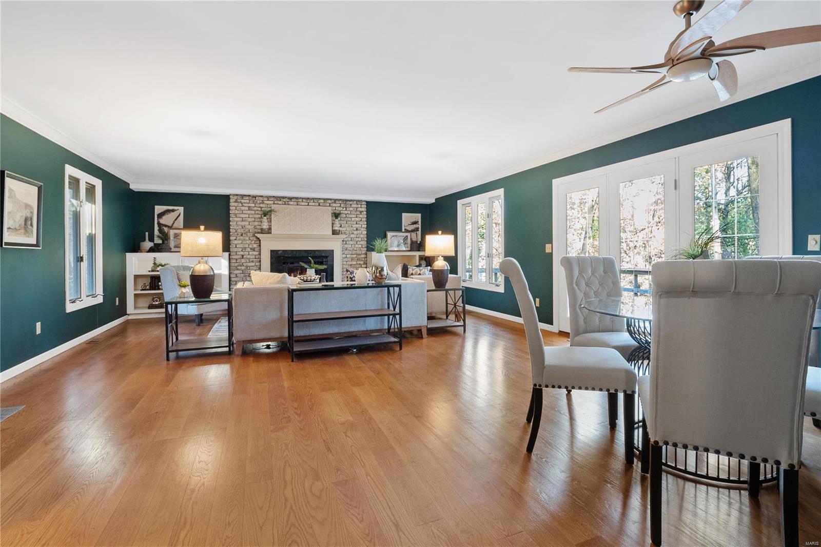 Lakewood Hills Crystal Lake Add - Residential