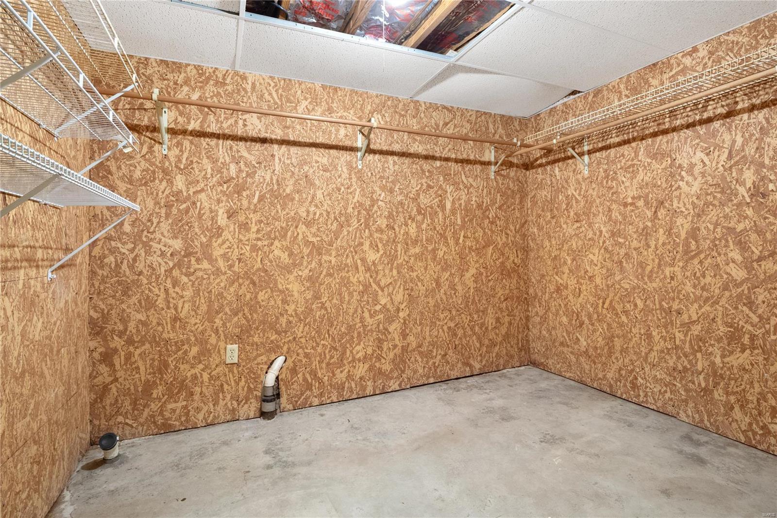 Lakewood Hills Crystal Lake Add - Residential