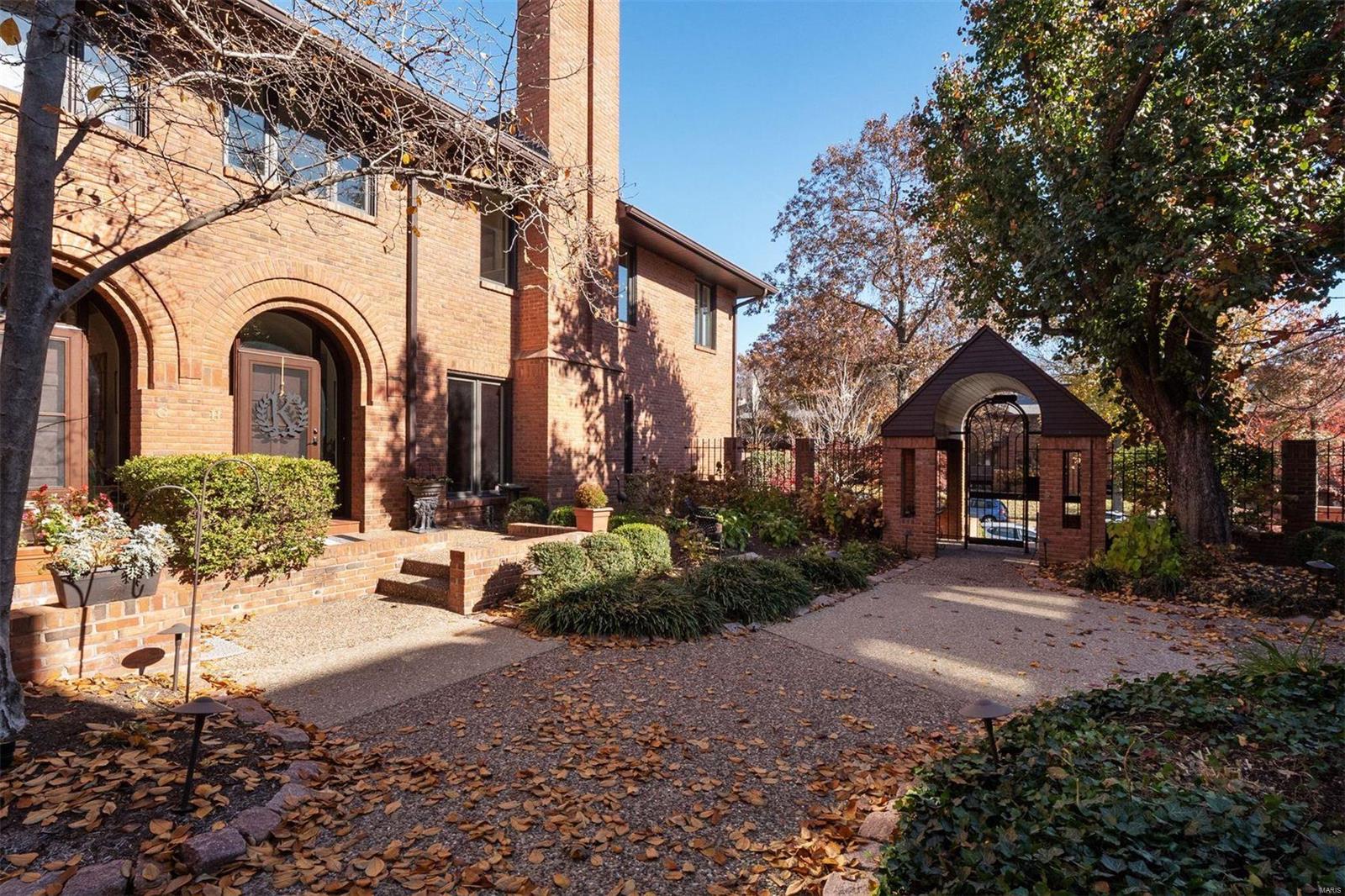 Central Pointe Condo - Residential