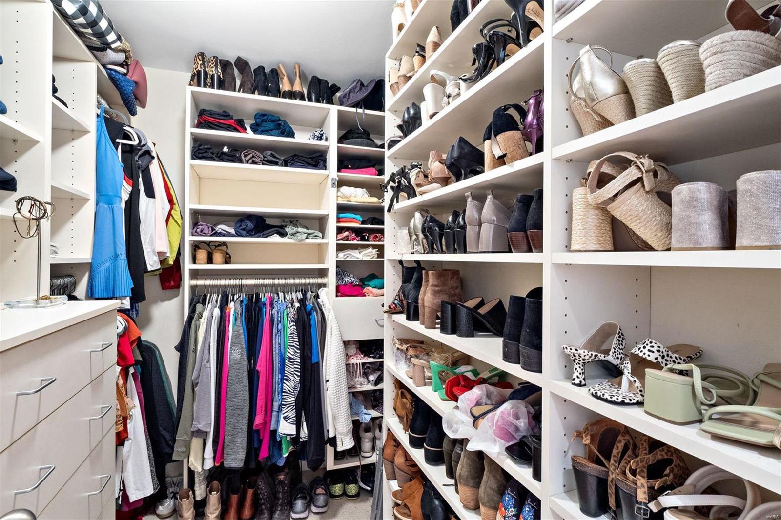 Central Pointe Condo - Residential