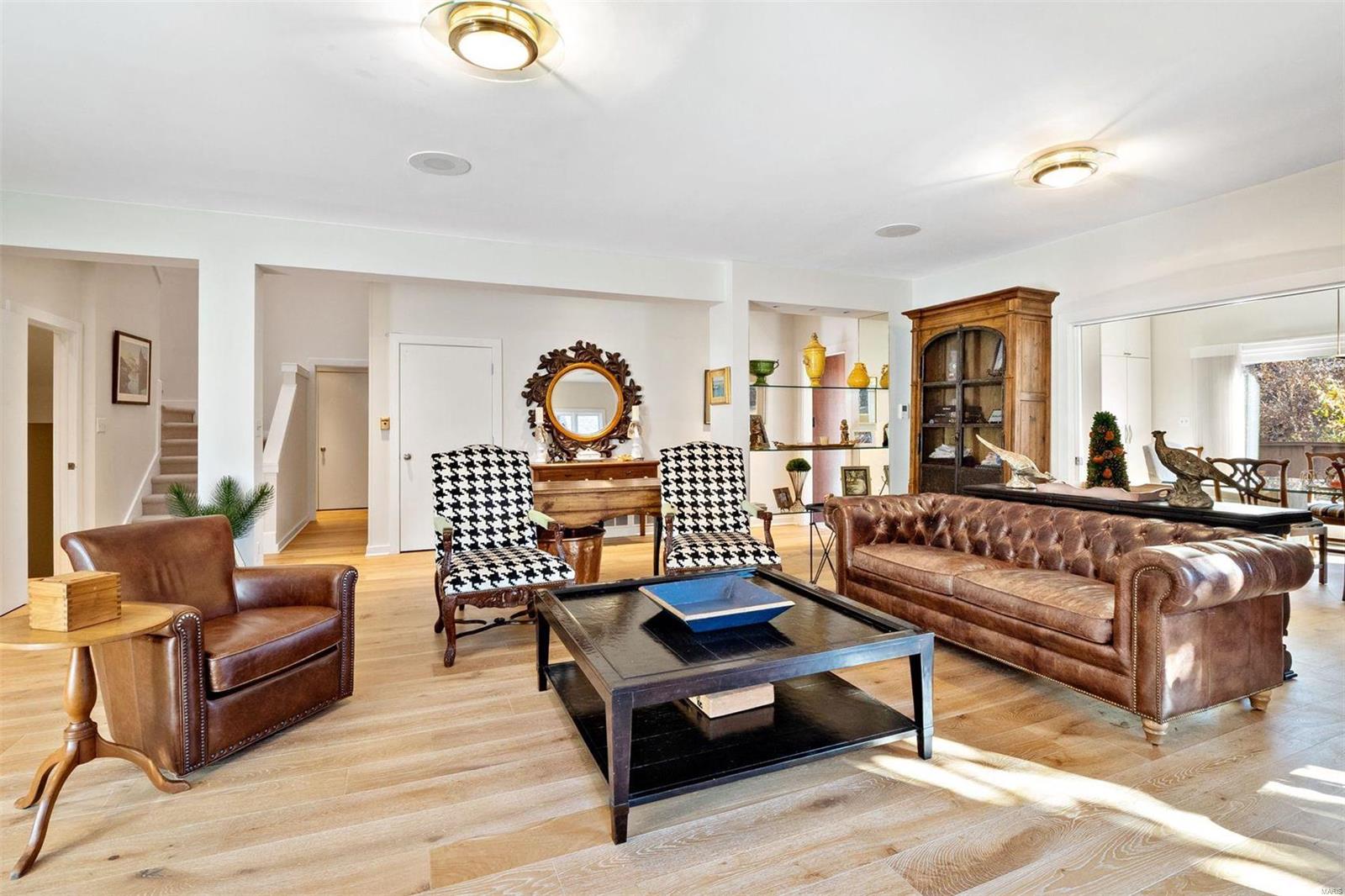 Central Pointe Condo - Residential