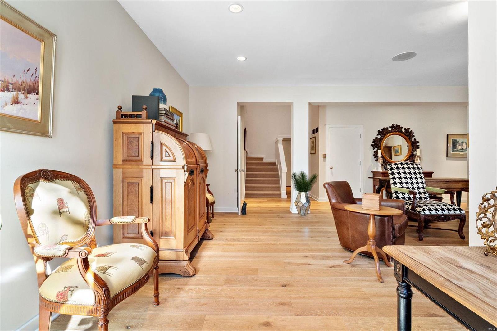 Central Pointe Condo - Residential