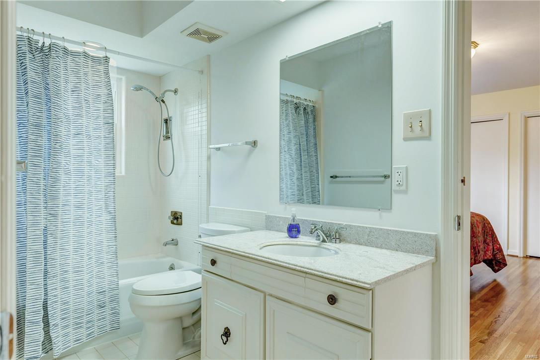 Log Cabin Estates Lts 3 Thru 7 Amd - Residential