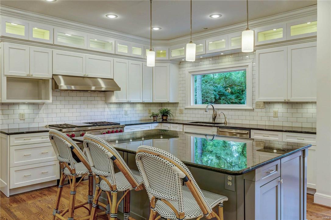 Log Cabin Estates Lts 3 Thru 7 Amd - Residential