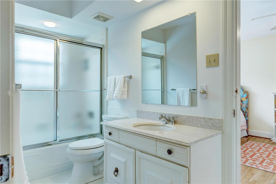 Log Cabin Estates Lts 3 Thru 7 Amd - Residential