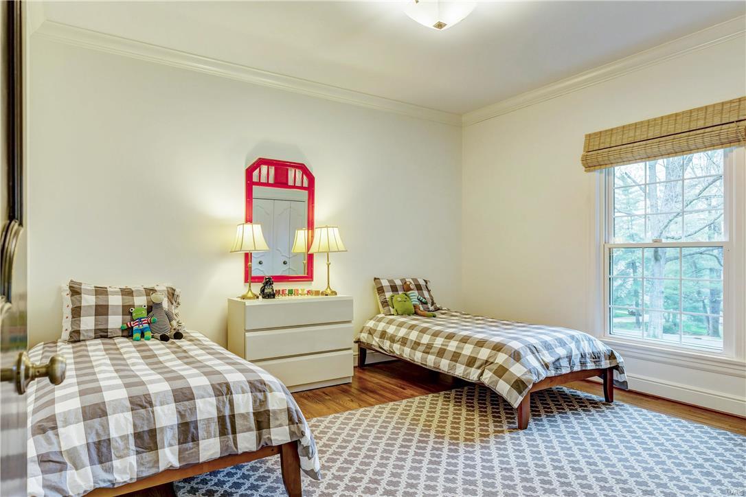 Log Cabin Estates Lts 3 Thru 7 Amd - Residential