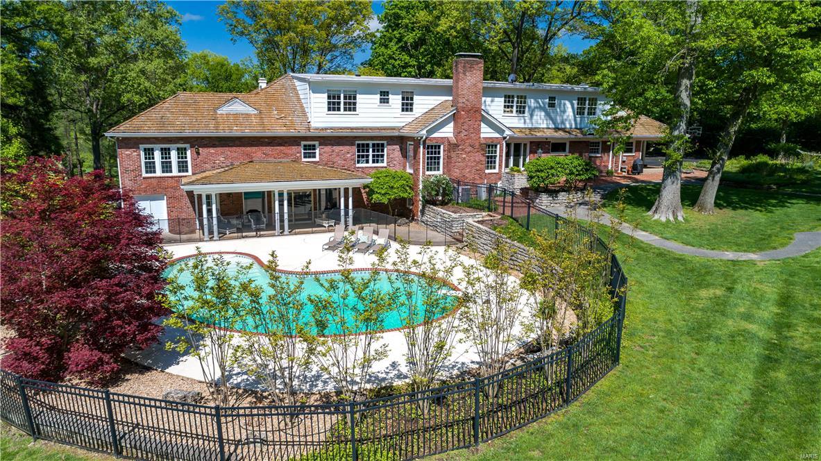 Log Cabin Estates Lts 3 Thru 7 Amd - Residential