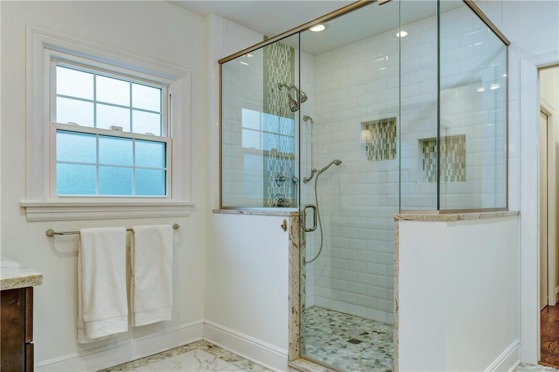 Log Cabin Estates Lts 3 Thru 7 Amd - Residential