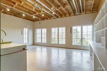 Bluffs/St. Albans - Residential