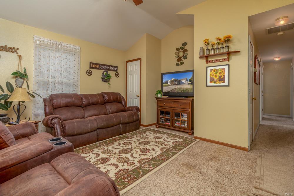MERRIMEADOWS - Residential