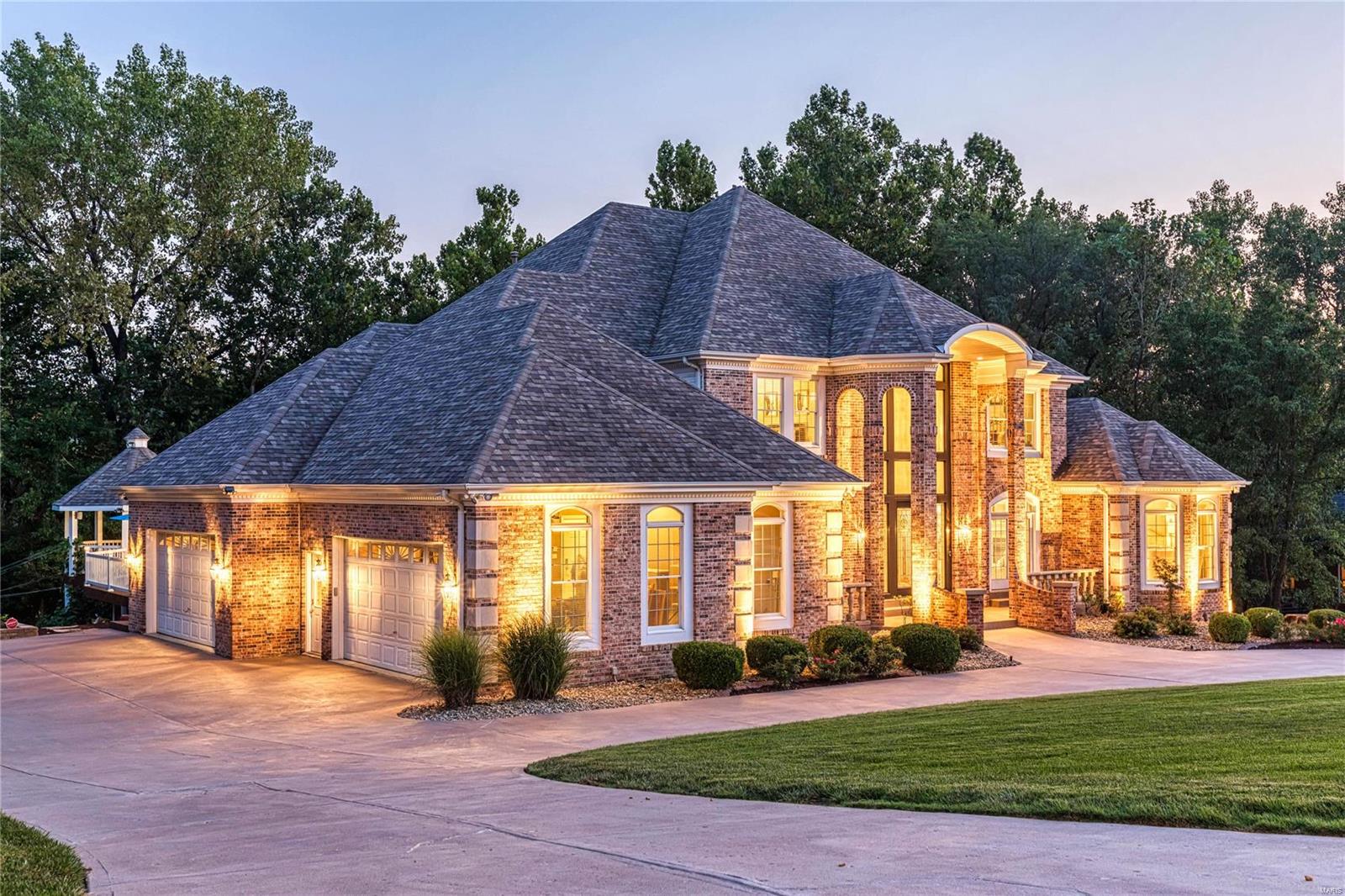 Topping Pointe Estates - Residential