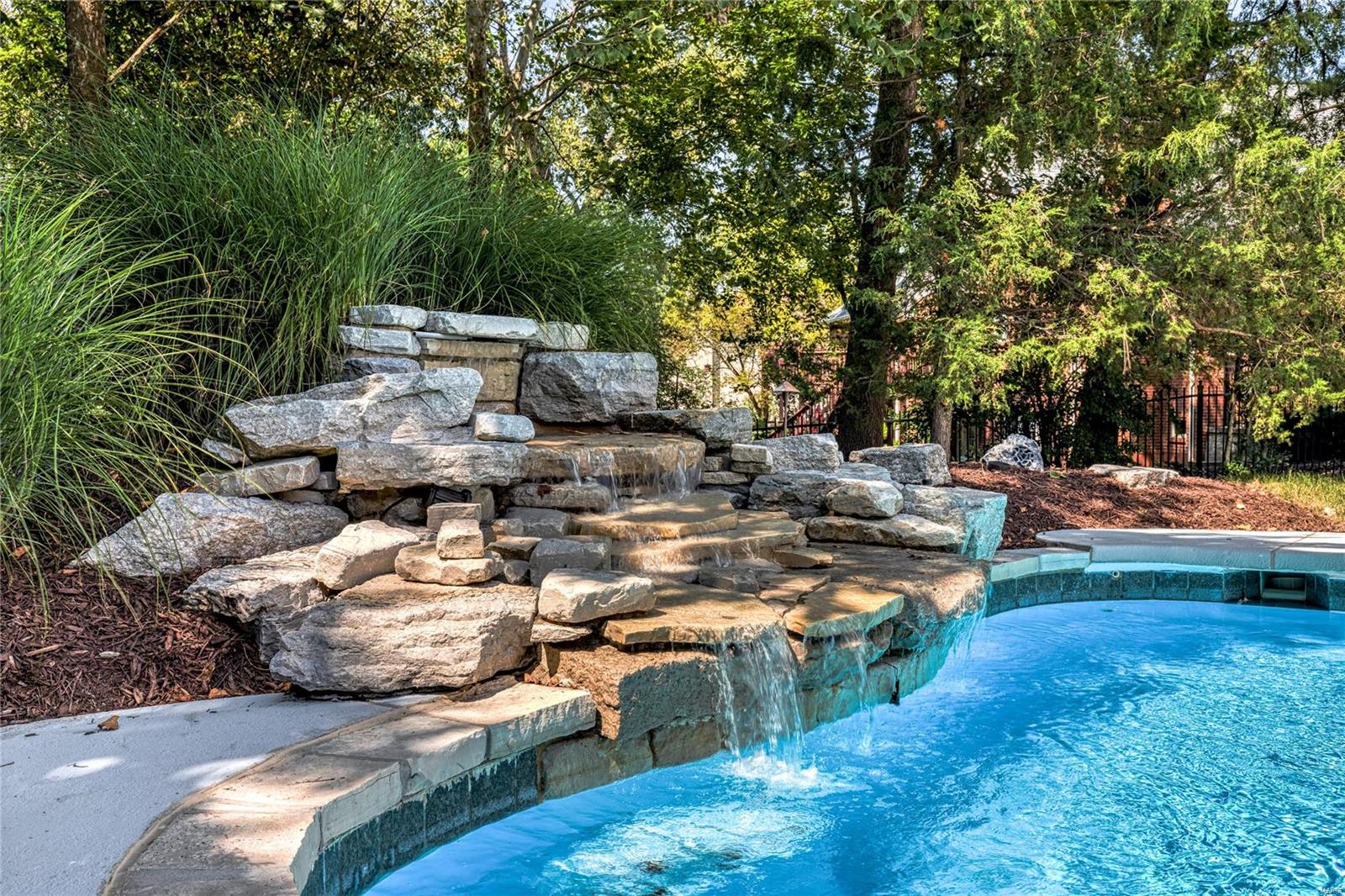 Topping Pointe Estates - Residential