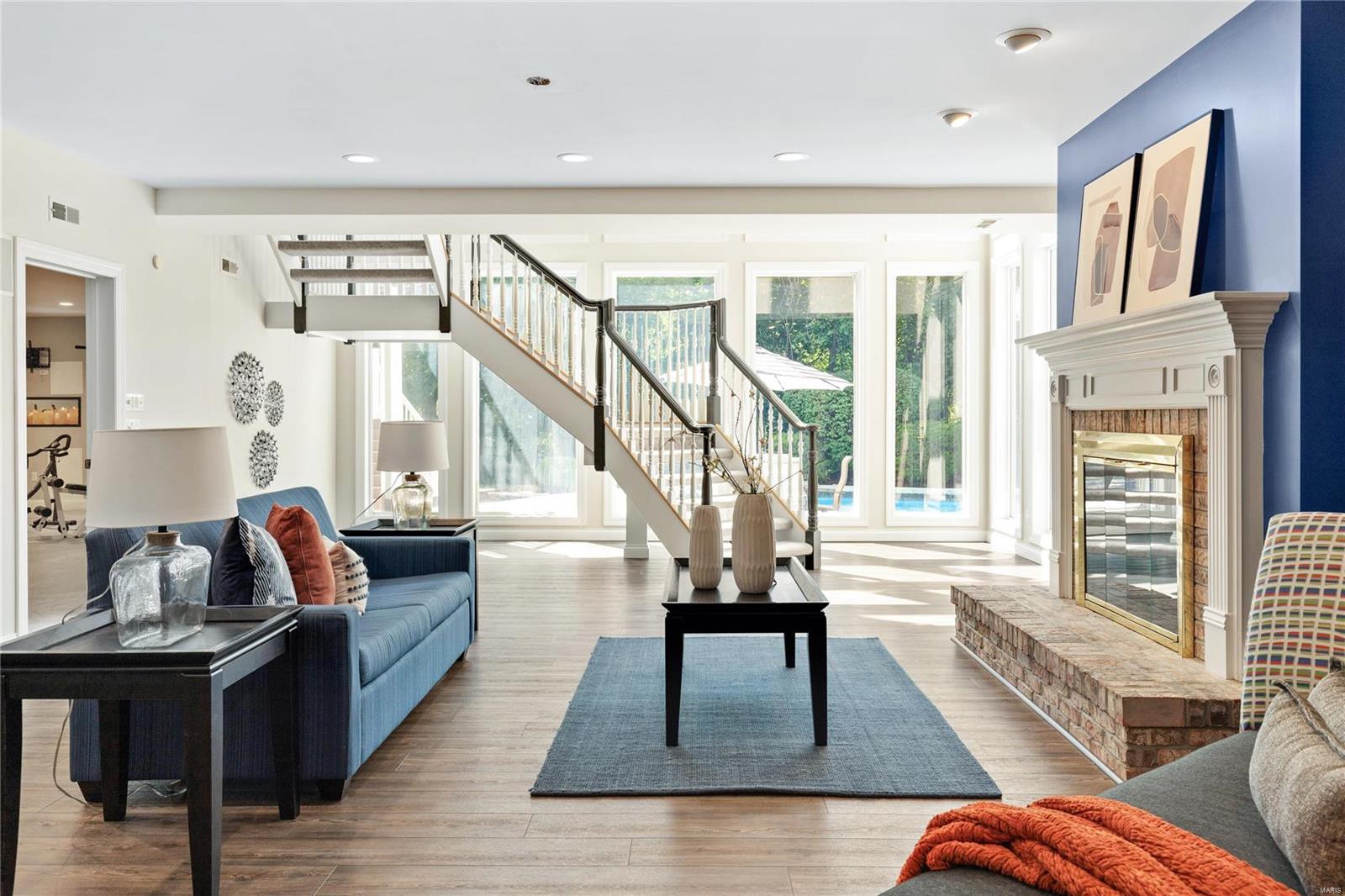 Topping Pointe Estates - Residential