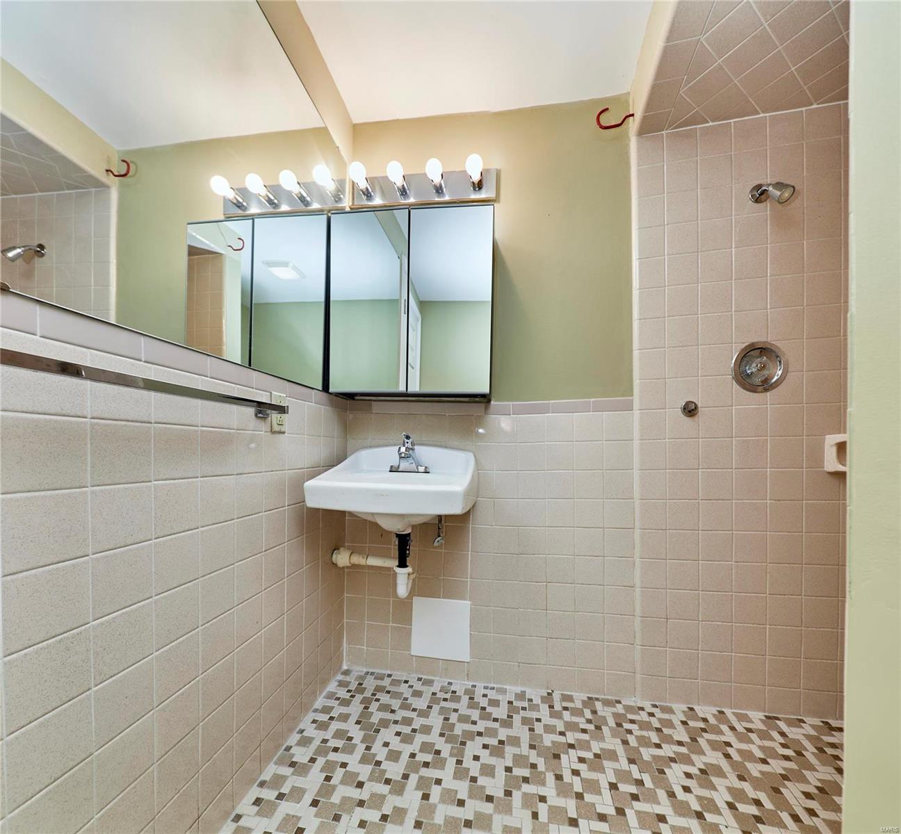 Carmel Woods Estates - Residential