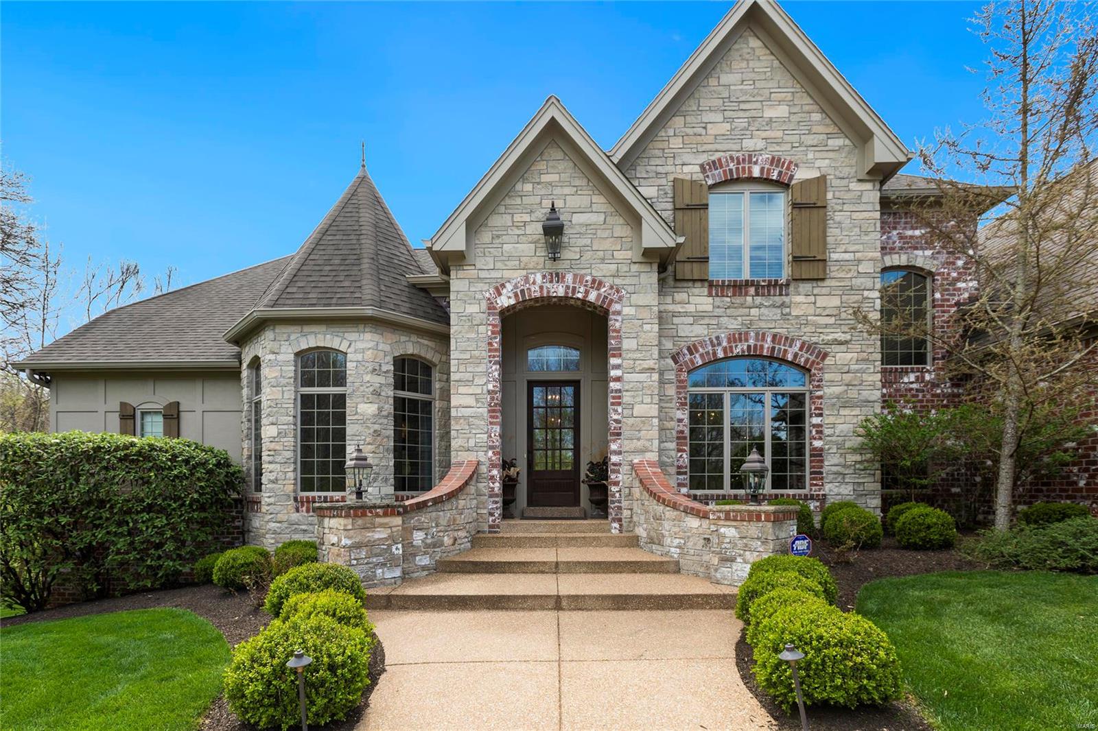 Shepard Oaks - Residential