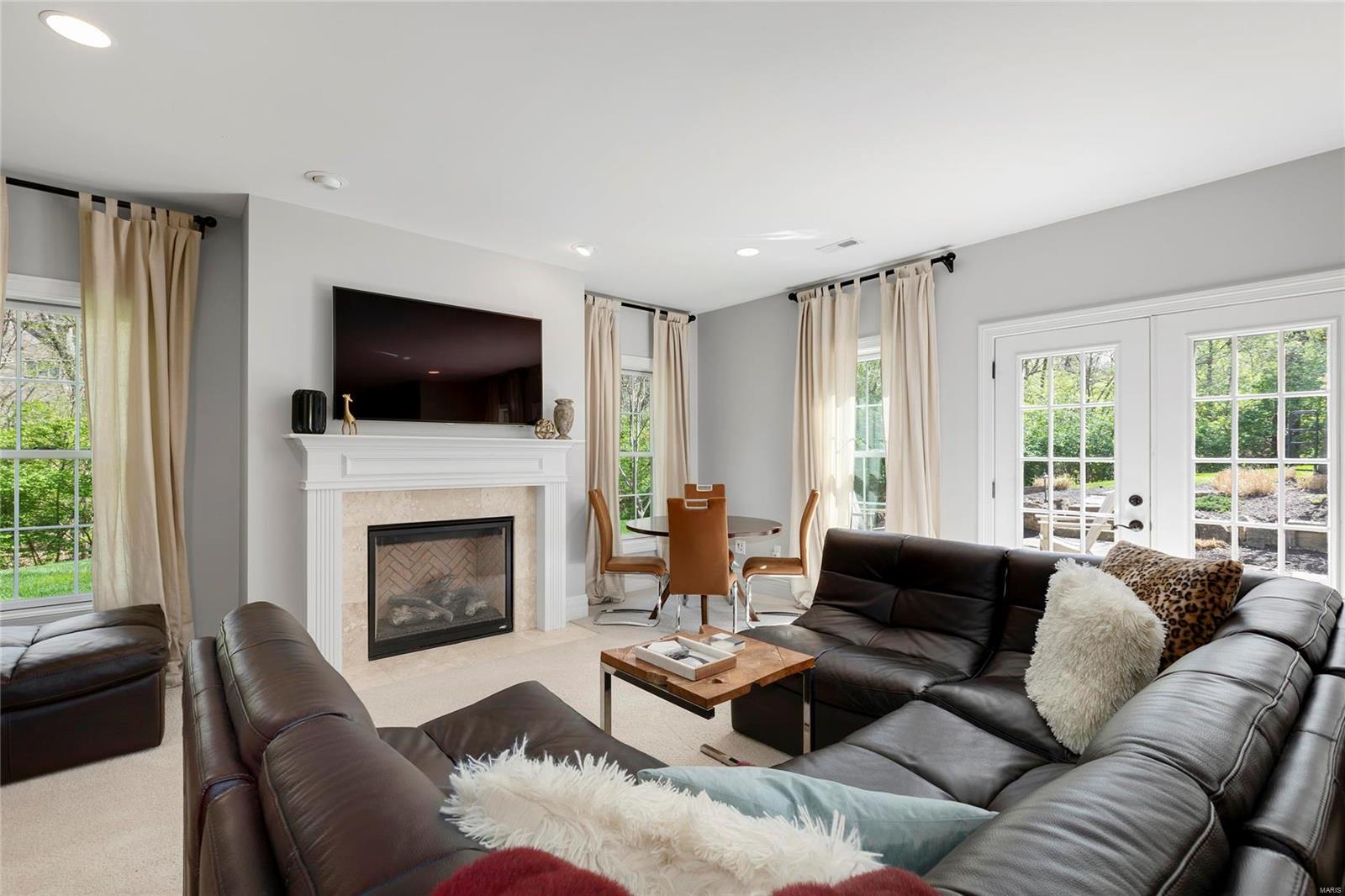 Shepard Oaks - Residential