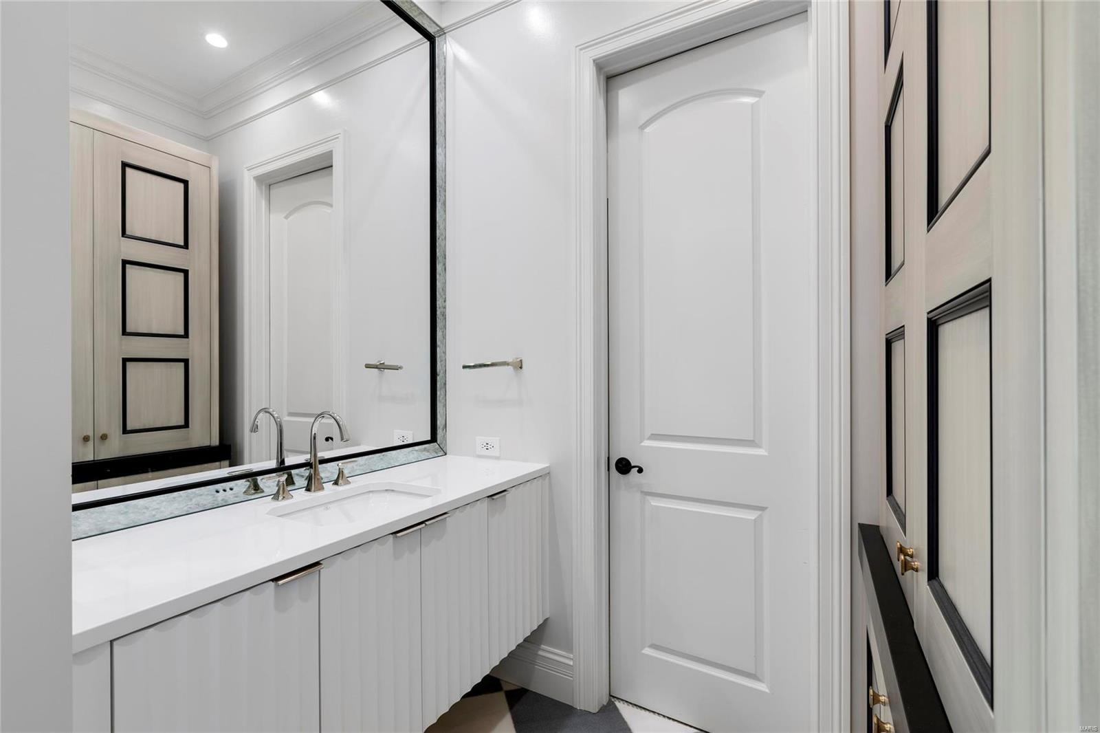 Shepard Oaks - Residential