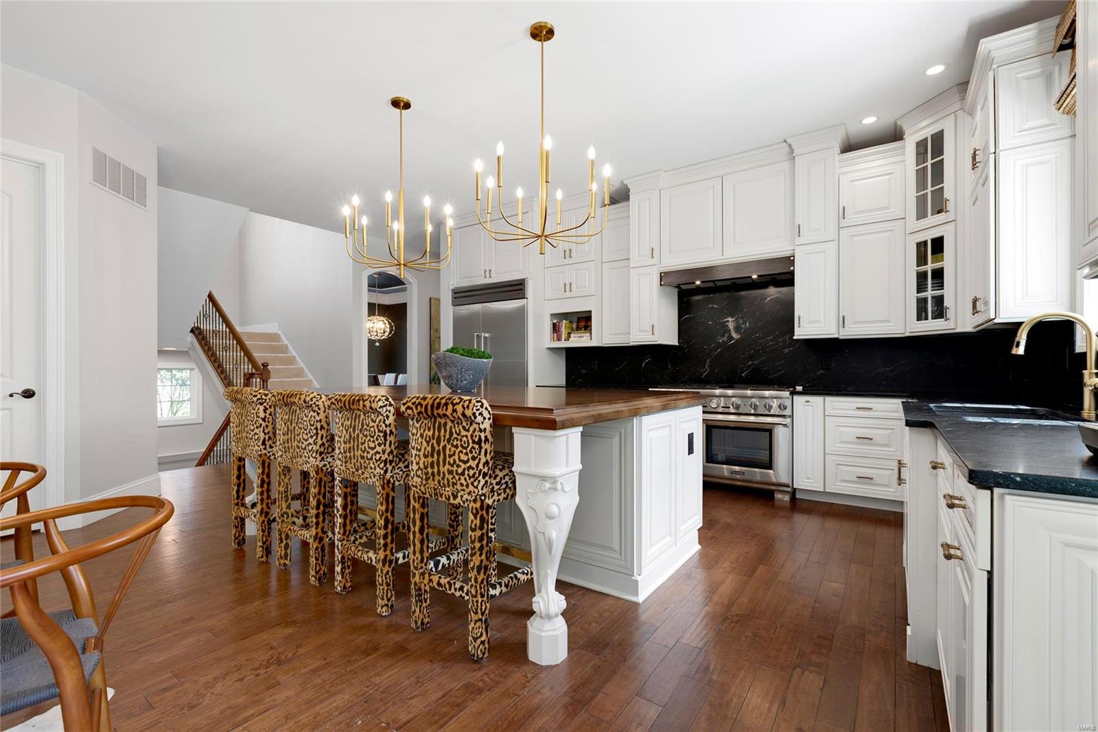 Shepard Oaks - Residential