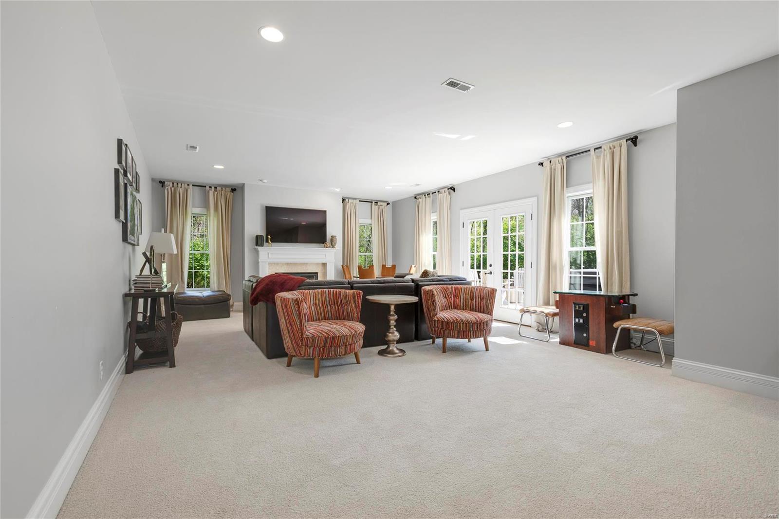 Shepard Oaks - Residential