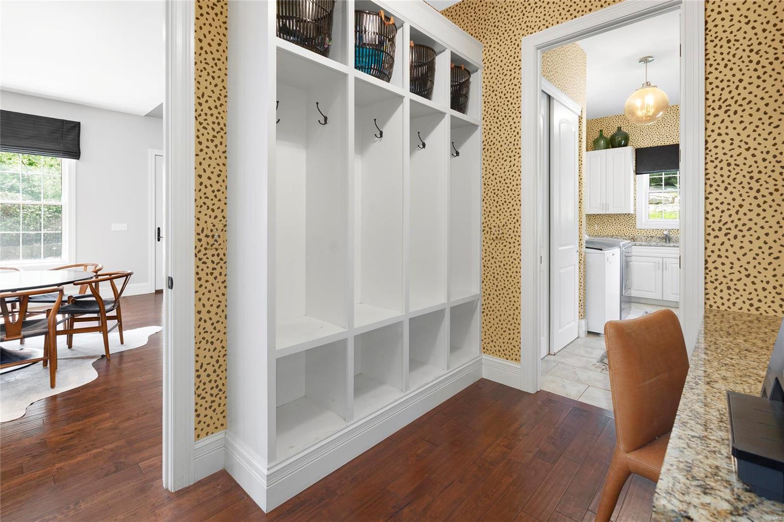 Shepard Oaks - Residential