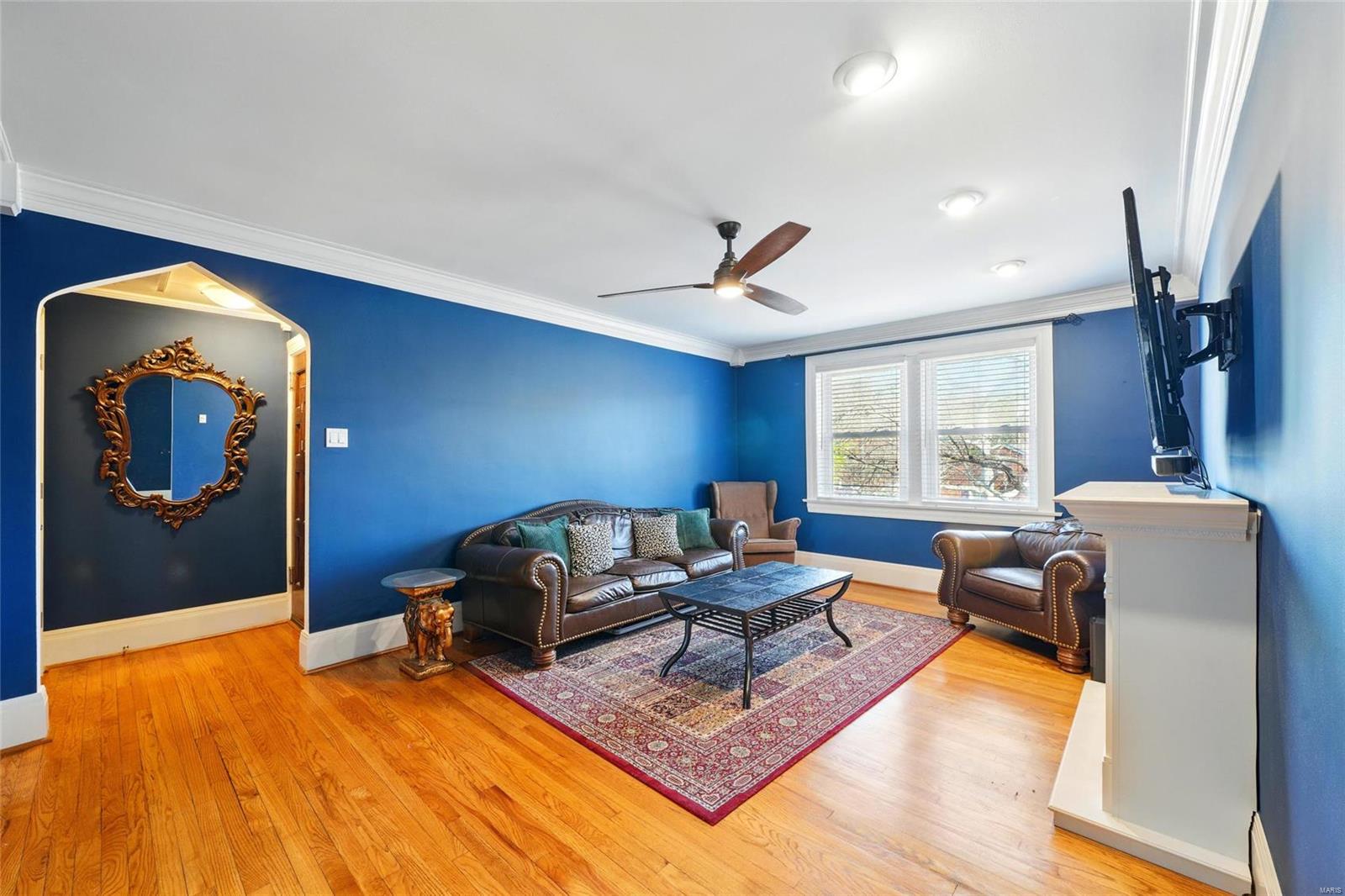 7570 Byron Place 3E